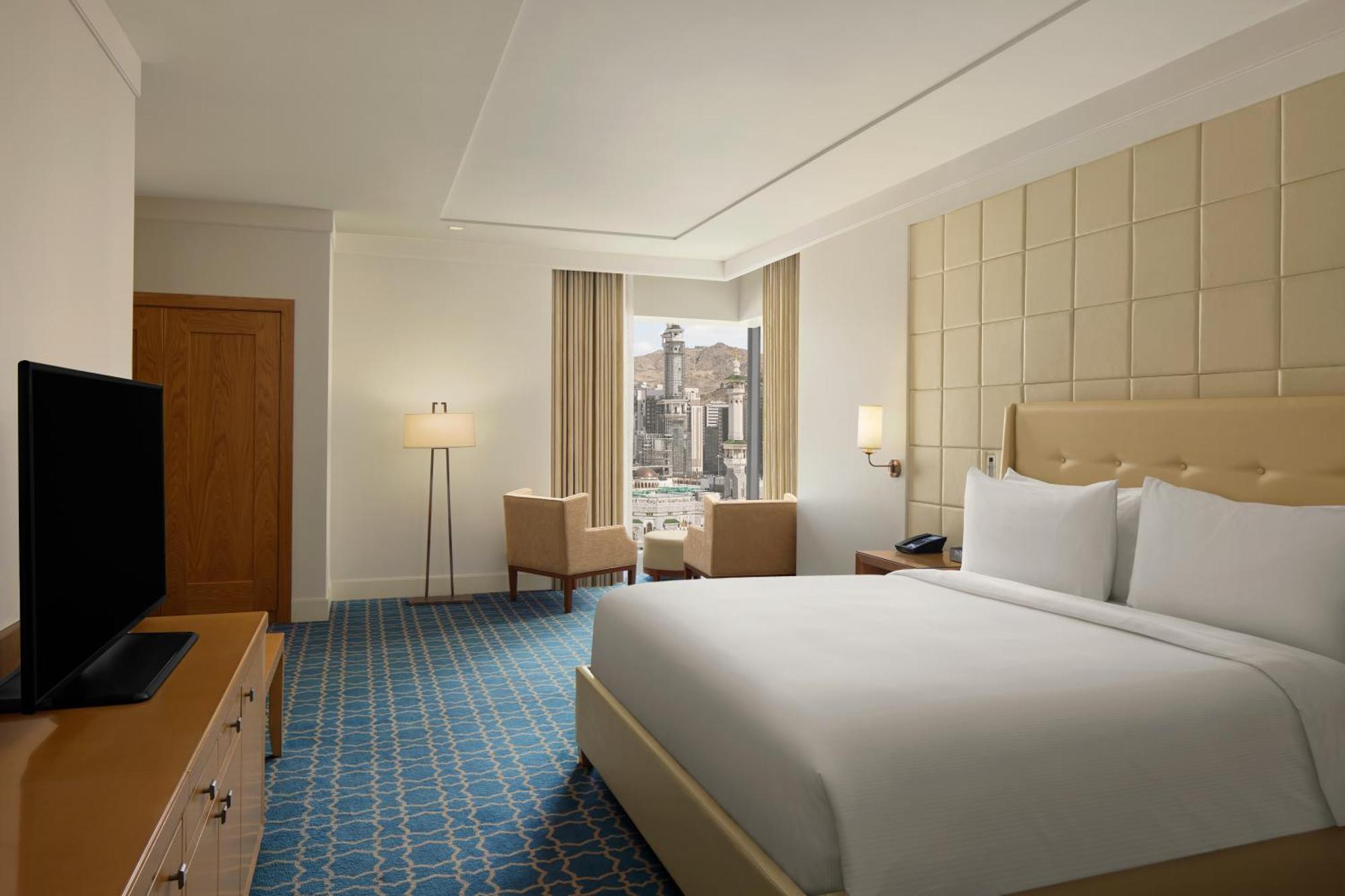 Hilton Hotel & Convention Jabal Omar Makkah Mecca Exterior foto A room at the hotel